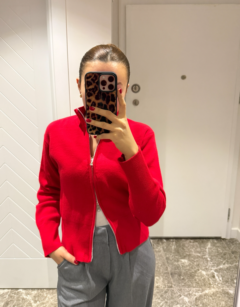 Fermuar Detaylı Kırmızı Hırka